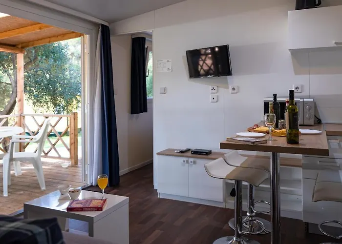 Mobile Homes Camp Pineta - Adriatic Kampovi منتزه العطل 3*