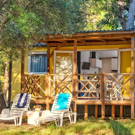 Mobile Homes Camp Pineta - Adriatic Kampovi 3*