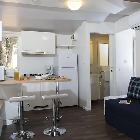 Mobile Homes Camp Pineta - Adriatic Kampovi 3*