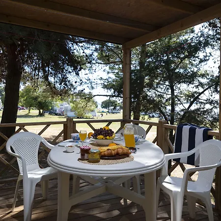 Prázdninový areál Mobile Homes Camp Pineta - Adriatic Kampovi 3*