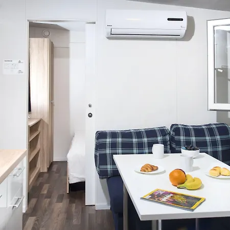 Mobile Homes Camp Pineta - Adriatic Kampovi منتزه العطل فاجانا