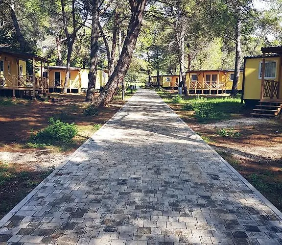 Mobile Homes Camp Pineta - Adriatic Kampovi 3*